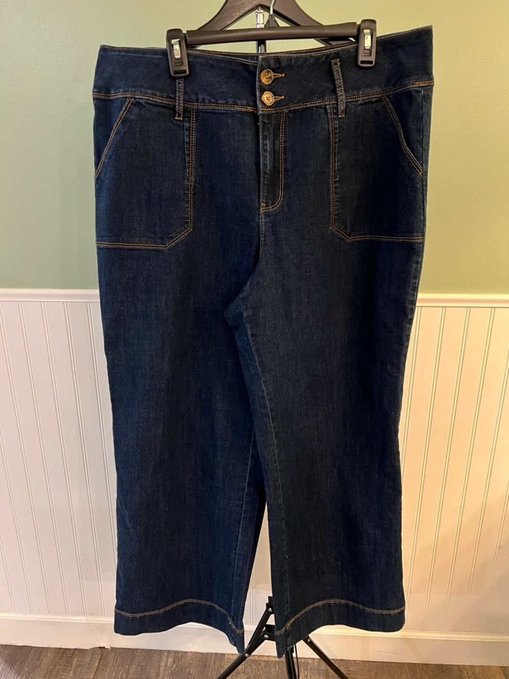 Size 18 Cato Dark Blue Wide-Leg High-Rise Jeans with Double Button